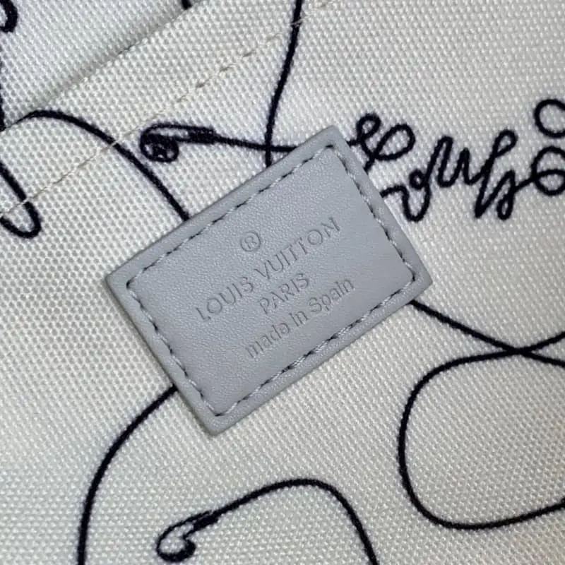 M13897 25x17.5x11cm High Quality Bags - Image 8