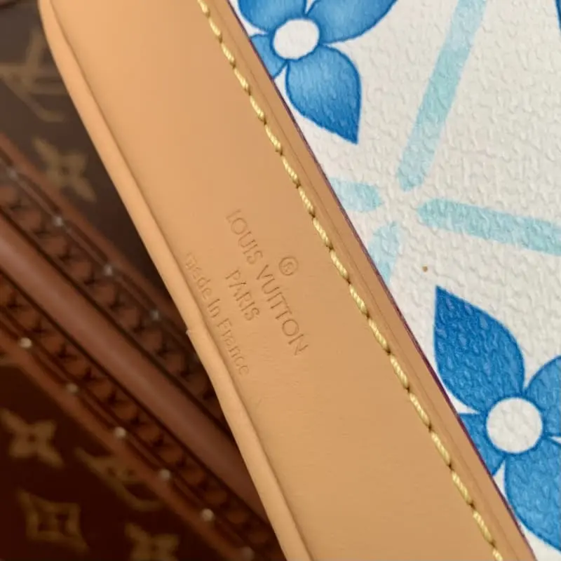 M83620 HH43 13x16x10cm High Quality Bags - Image 8