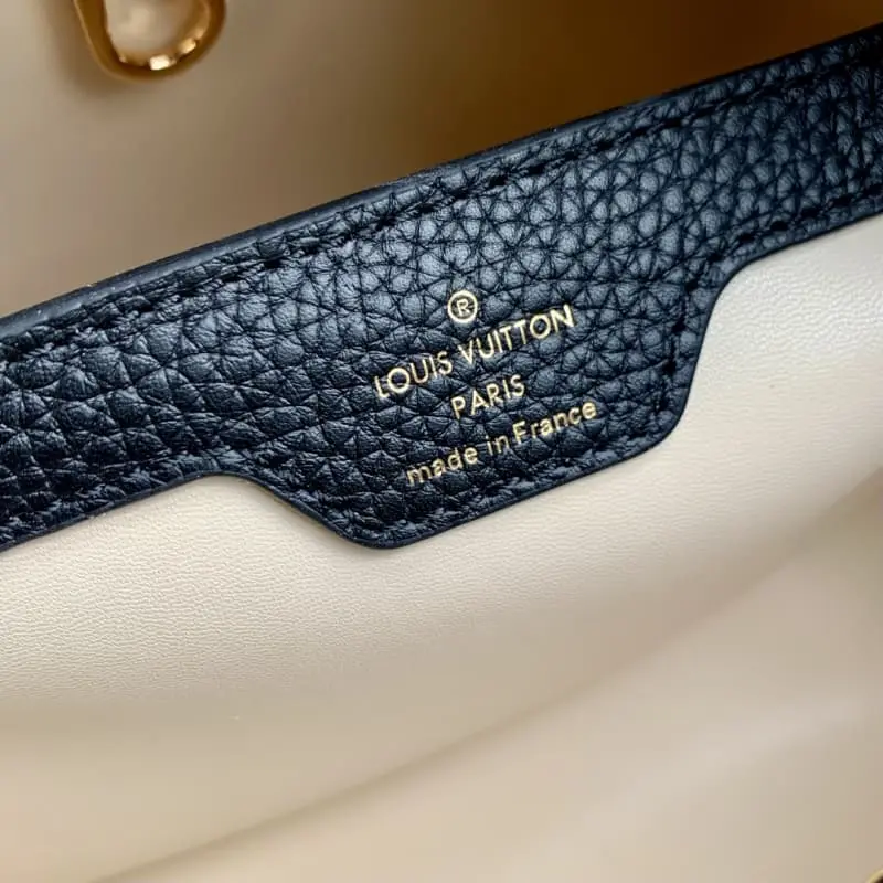 M23950Medium 31.5x20x11cm High Quality Bags - Image 8