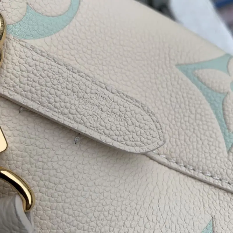 M45709 Silk screen green 20x20x13cm High Quality Bags - Image 8