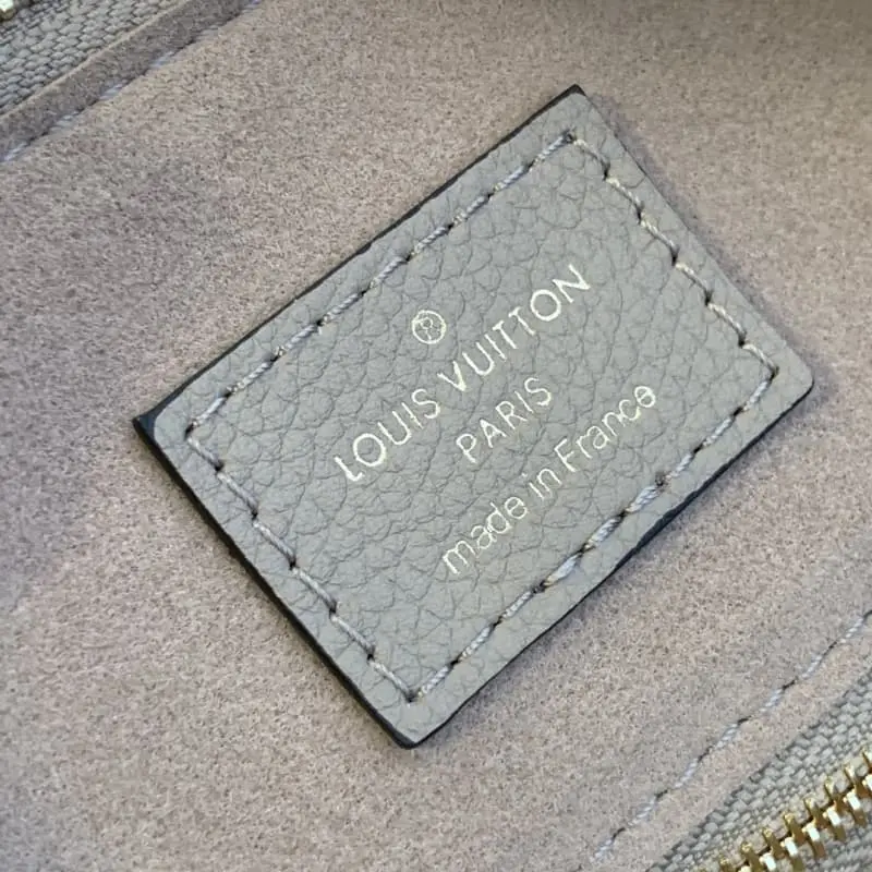 M59273 25x19x15cm High Quality Bags - Image 7