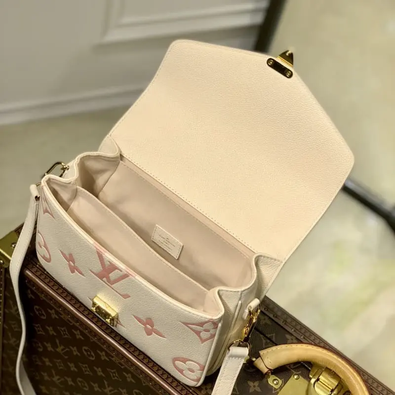 M45573 25x19x7cm High Quality Bags - Image 8