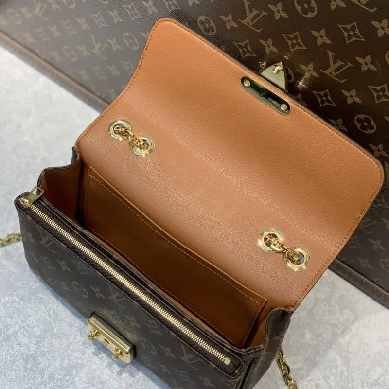M46127 24.5x15x6.5cm High Quality Bags - Image 8