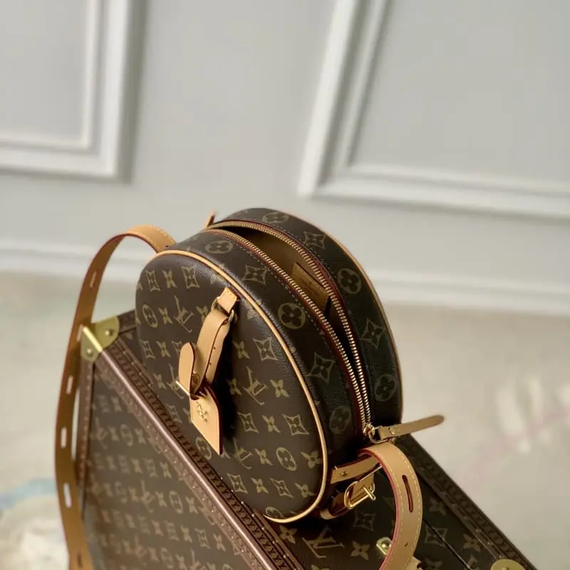 M45647 20x22.5x8cm High Quality Bags - Image 8