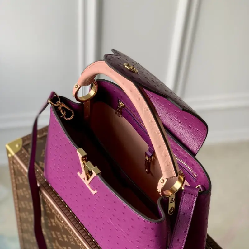 M93483 31.5x20x11cm High Quality Bags - Image 8