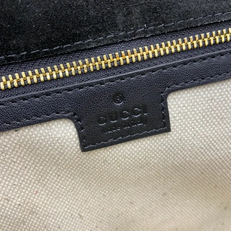 815715 CM 1 High-Quality Bags - Image 8