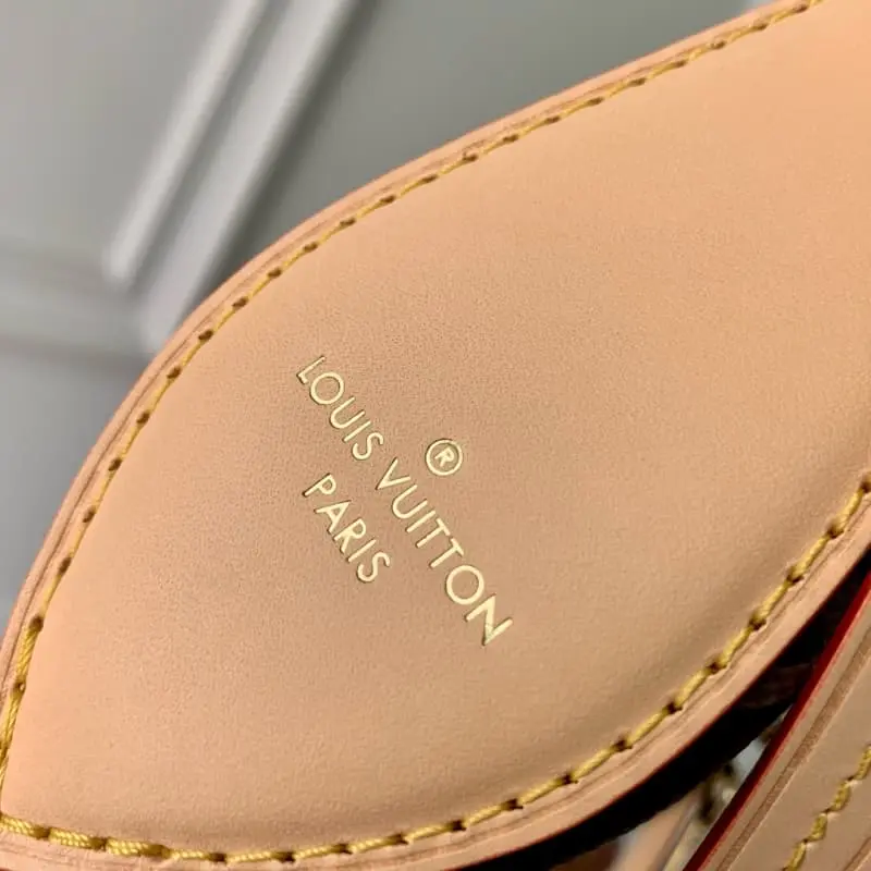 M12859 22x12x5.5cm High Quality Bags - Image 8