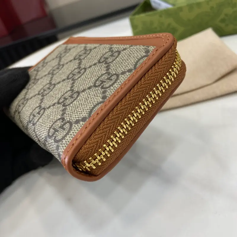 821804 CM 1 High-Quality Bags - Image 8