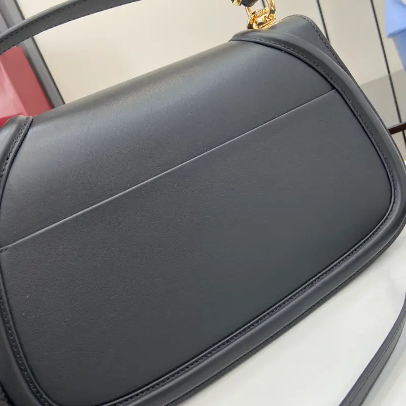 815716 CM 1 High-Quality Bags - Image 11