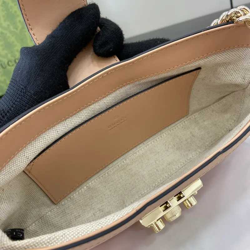 811705 CM 1 High-Quality Bags - Image 8