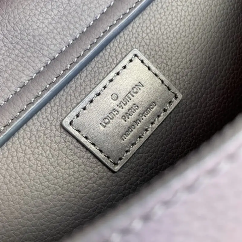 M57081 Dark Blue 30x16x3cm High Quality Bags - Image 8