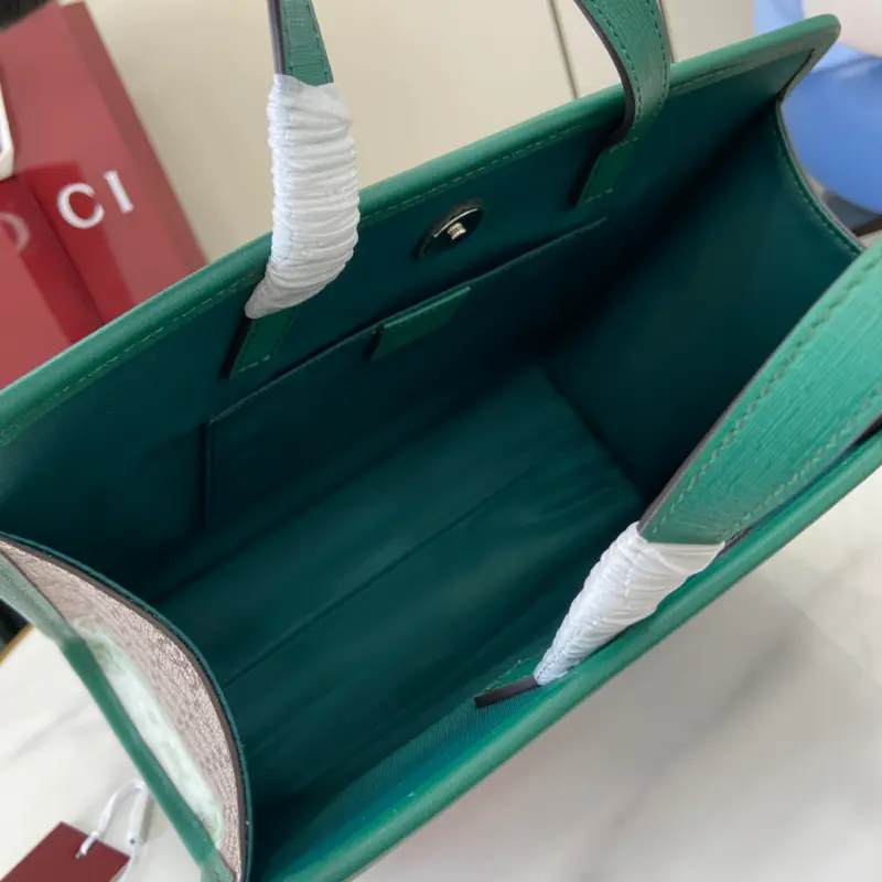 605614 CM 5 High-Quality Bags - Image 8