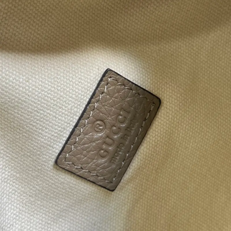 658582 CM 1 High-Quality Bags - Image 8