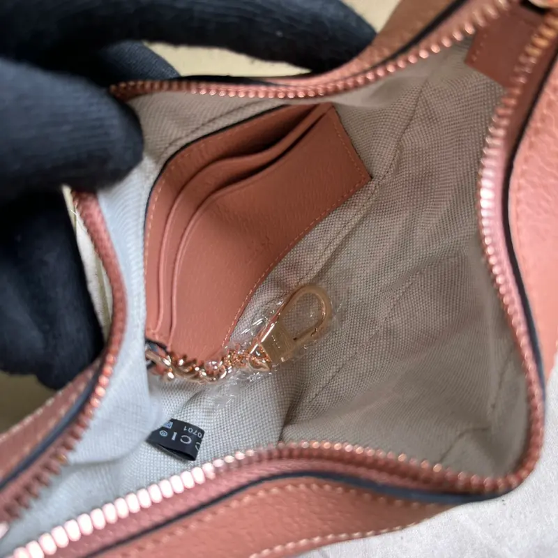 658551 CM 2 High-Quality Bags - Image 8