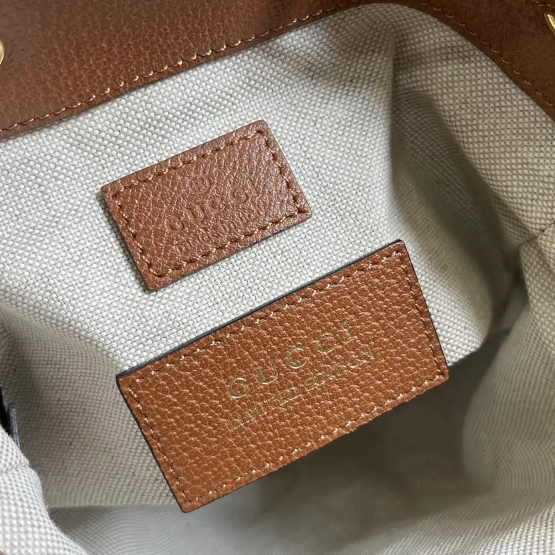 550620 CM 1 High-Quality Bags - Image 8