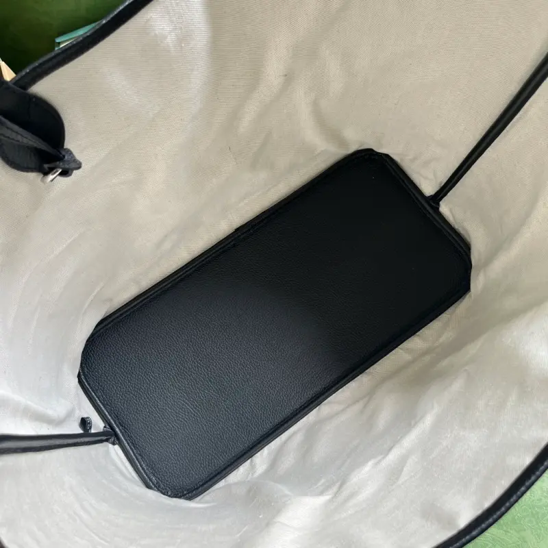 726755 CM 1 High-Quality Bags - Image 8