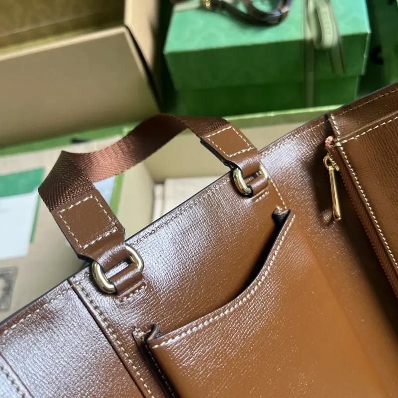 724358 CM 1 High-Quality Bags - Image 8