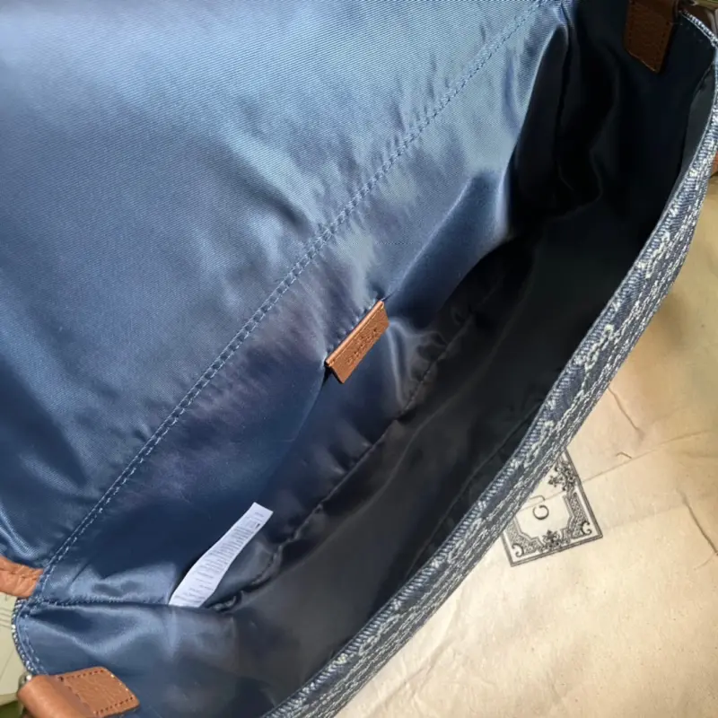 664143 CM 2 High-Quality Bags - Image 8