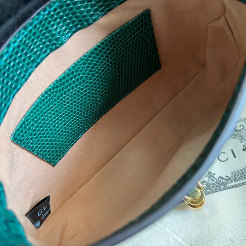 675799 CM 3 High-Quality Bags - Image 8