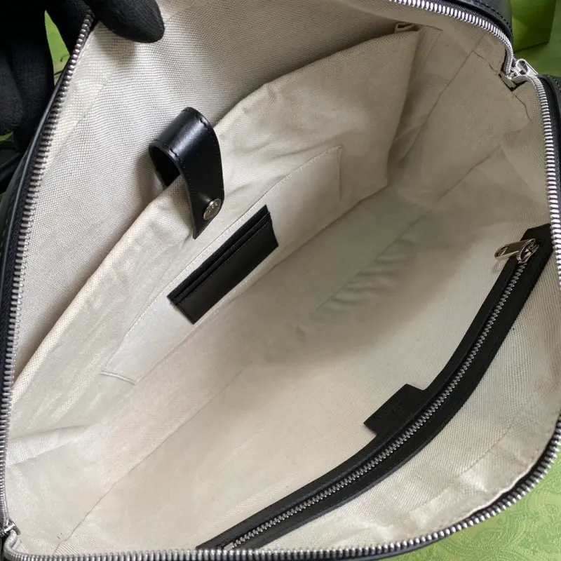 658573 CM 4 High-Quality Bags - Image 8