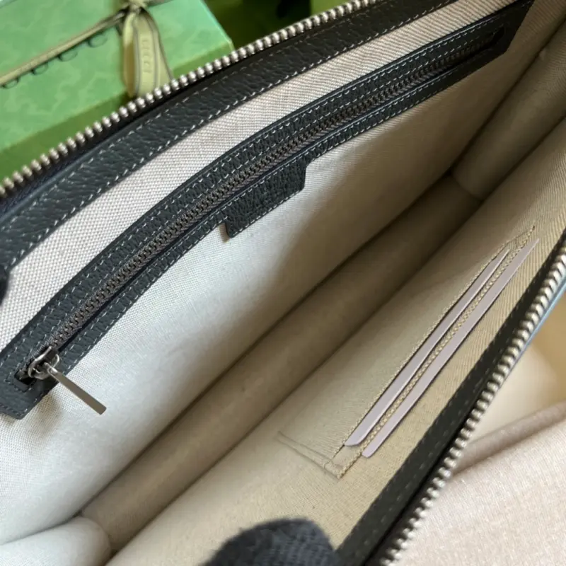 674078 CM 1 High-Quality Bags - Image 8