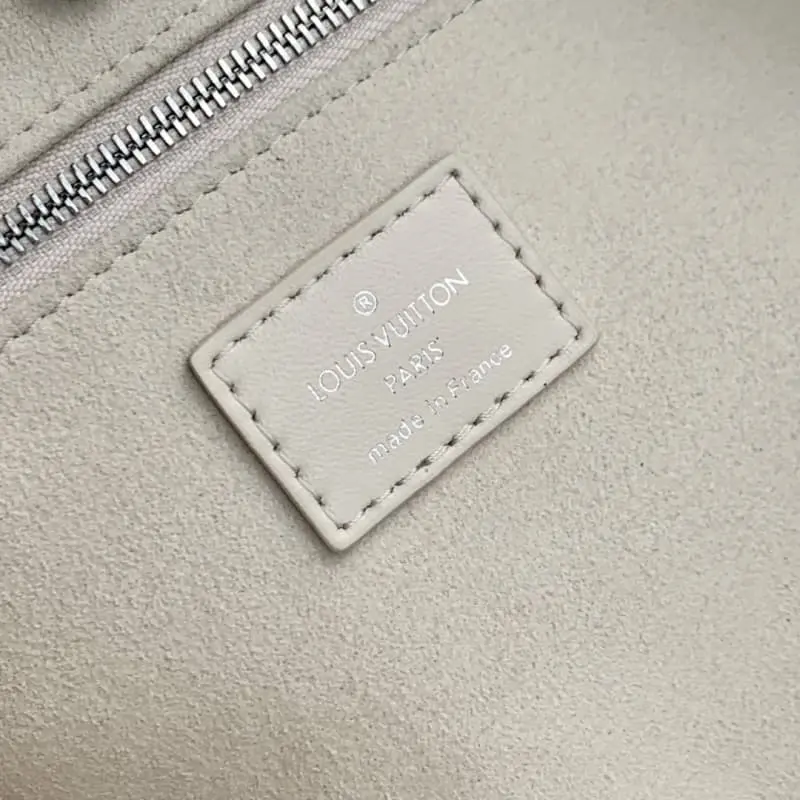 M12919 23x15x33.5cm High Quality Bags - Image 8