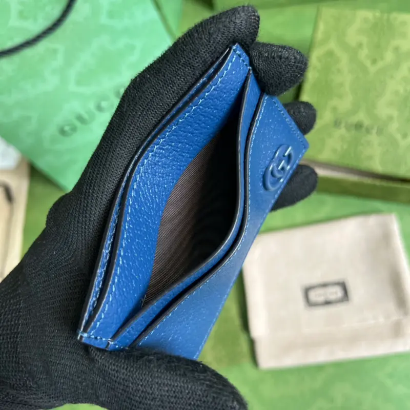 657588 CM 2 High-Quality Bags - Image 8