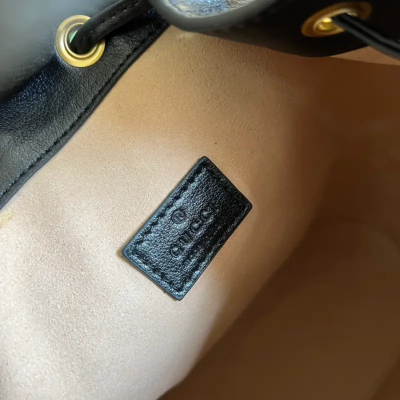 724652 CM 1 High-Quality Bags - Image 8