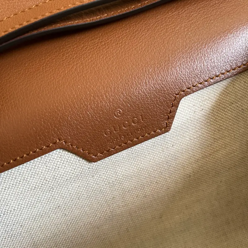 675795 CM 3 High-Quality Bags - Image 8