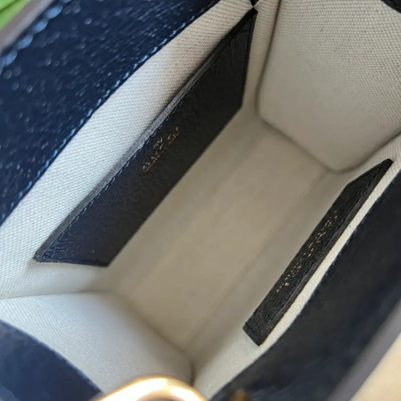 699406 CM 1 High-Quality Bags - Image 8