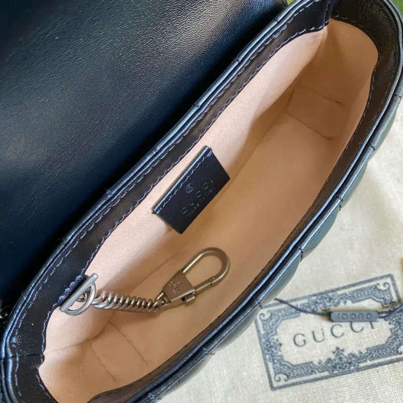 476433 CM 7 High-Quality Bags - Image 8