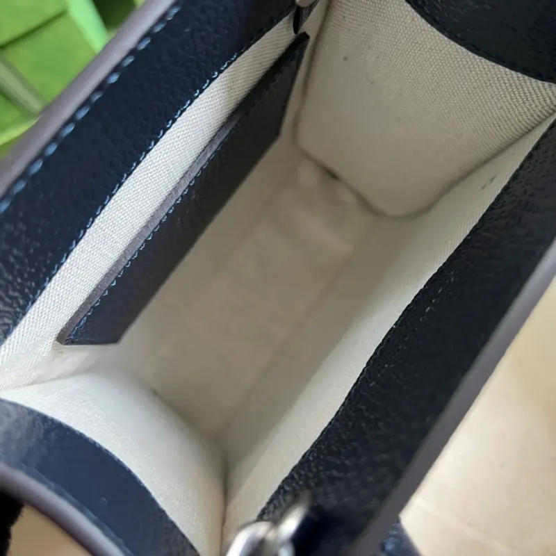 671623 CM 2 High-Quality Bags - Image 8