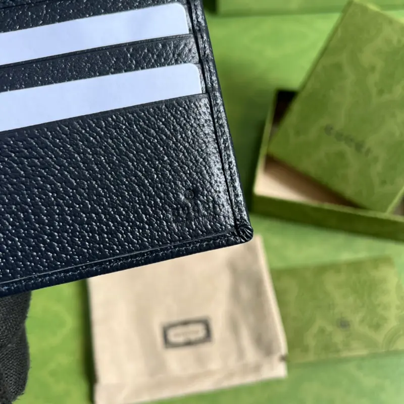 597606 CM 2 High-Quality Bags - Image 8