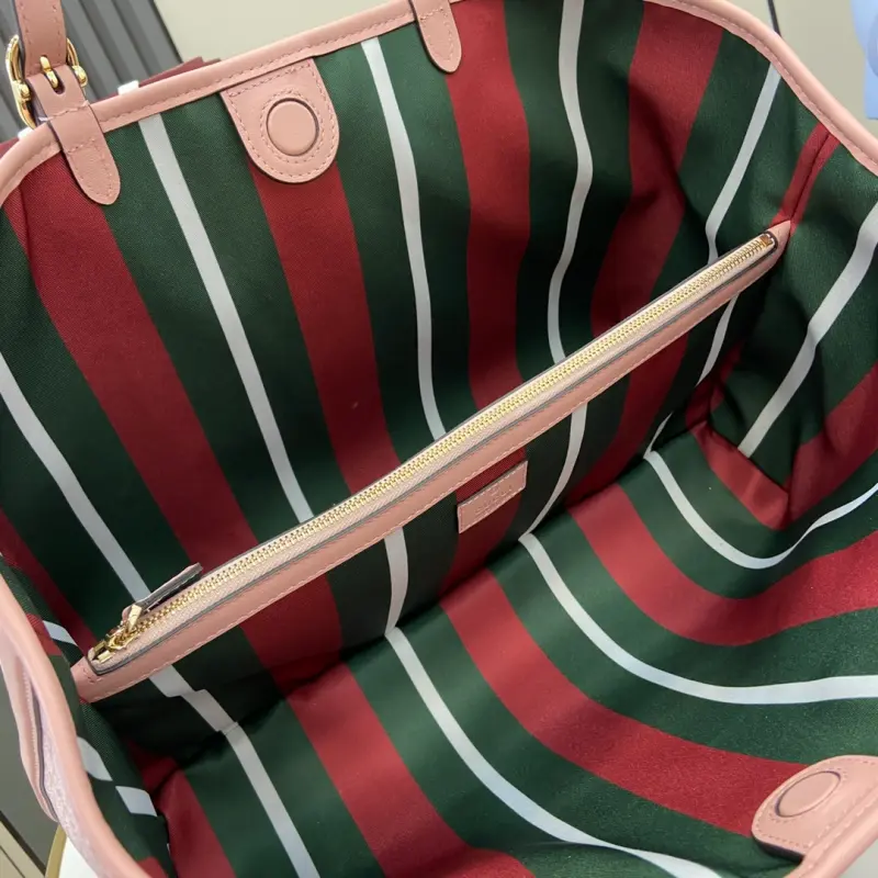 815213 CM 1 High-Quality Bags - Image 8