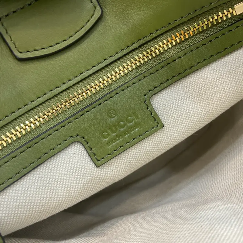 833665 CM 1 High-Quality Bags - Image 8