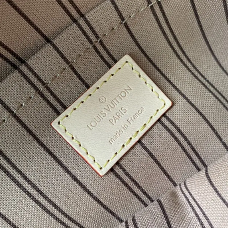 M12095 25x27x11.5cm High Quality Bags - Image 8