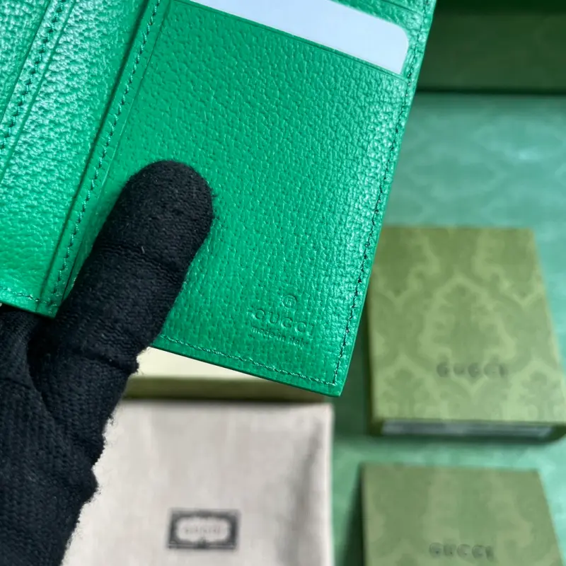 768249 CM 4 High-Quality Bags - Image 8