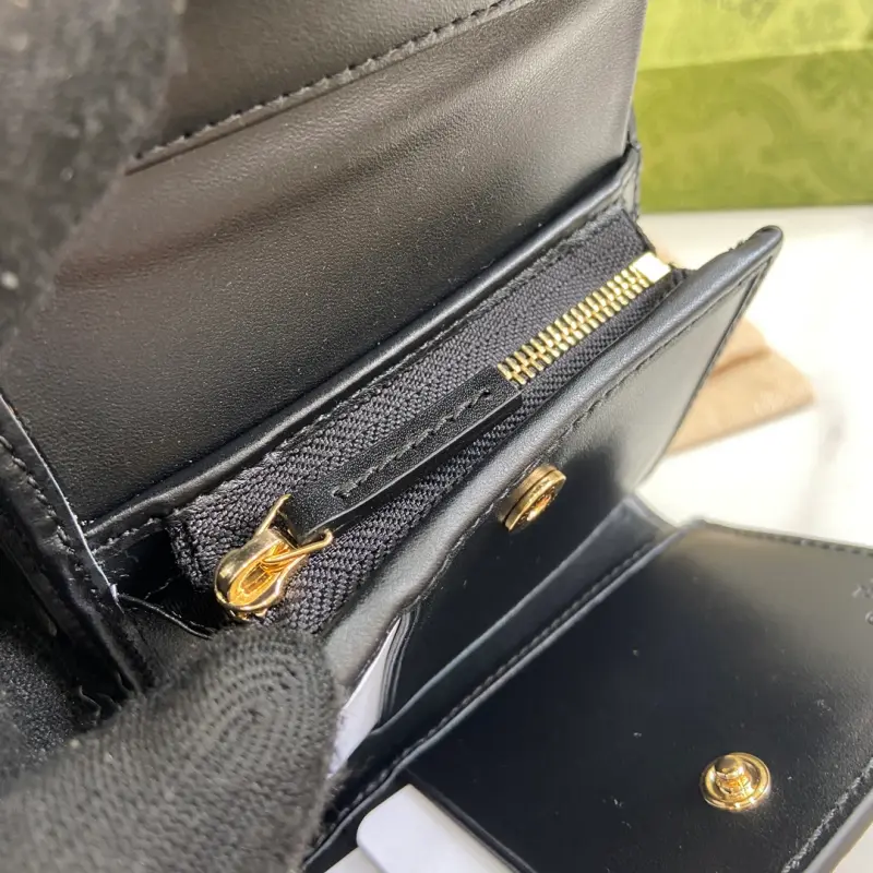 772793 CM 4 High-Quality Bags - Image 8