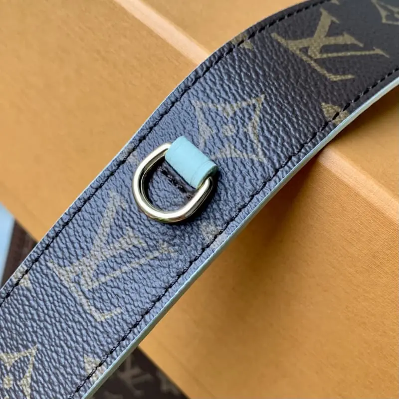 M24605 18x12.5x11cm High Quality Bags - Image 15