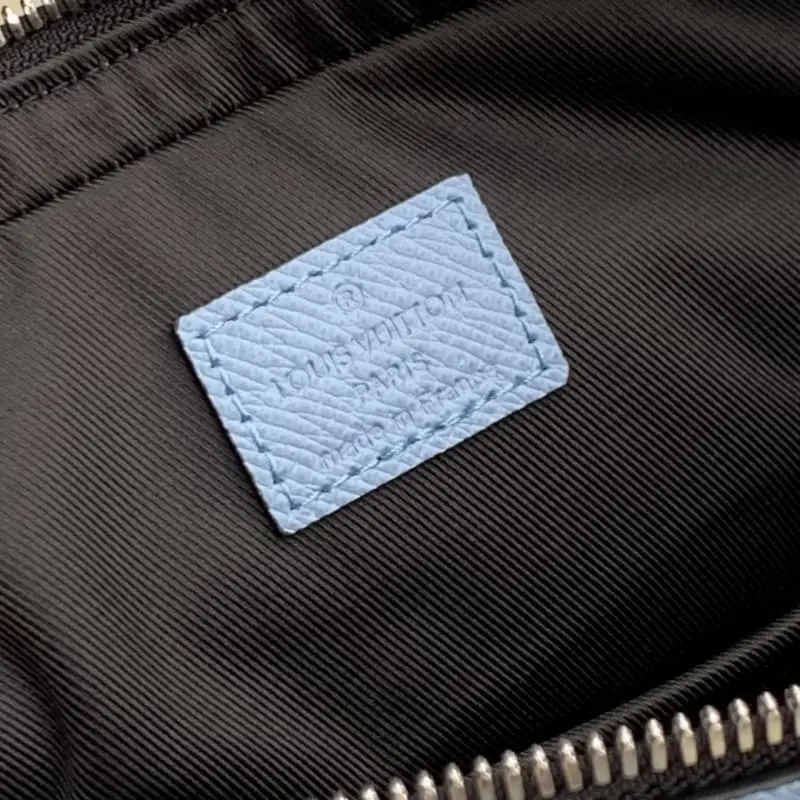 M14069 18.5x7x25cm High Quality Bags - Image 8