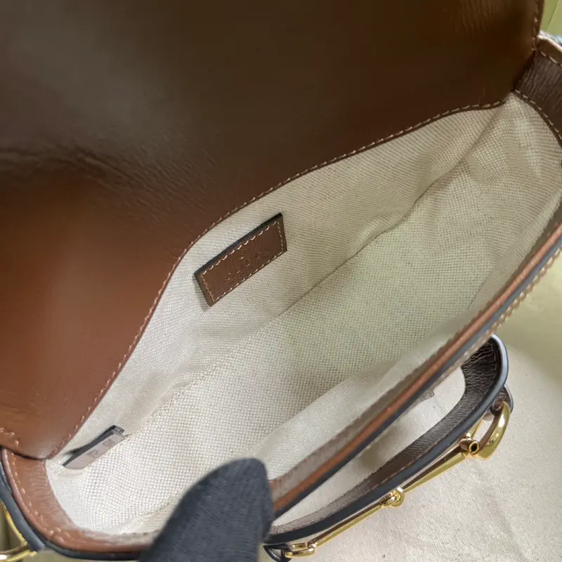 774209 CM 1 High-Quality Bags - Image 8