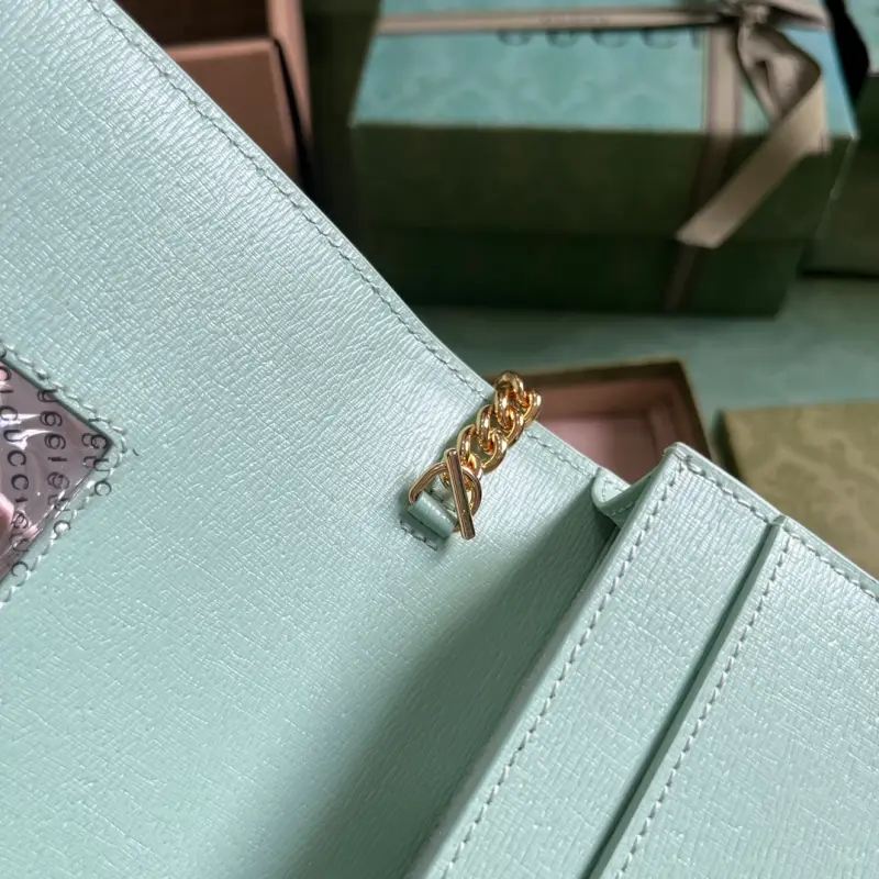 772643 CM 4 High-Quality Bags - Image 8