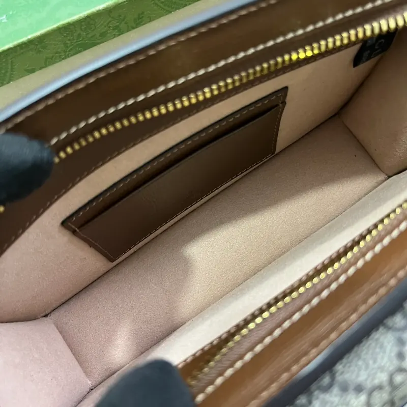 746300 CM 1 High-Quality Bags - Image 8