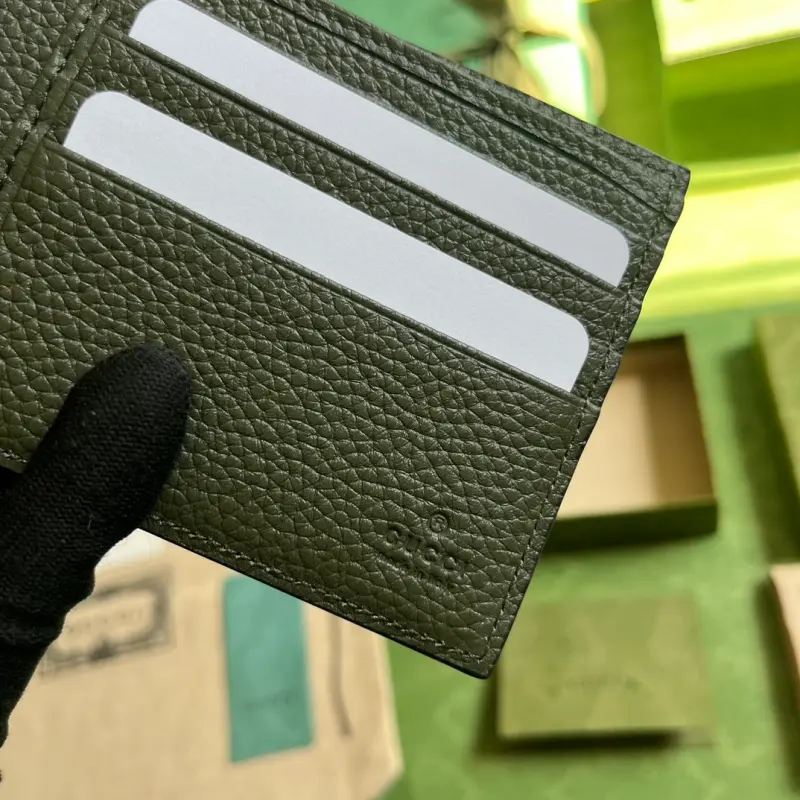 739475 CM 3 High-Quality Bags - Image 8