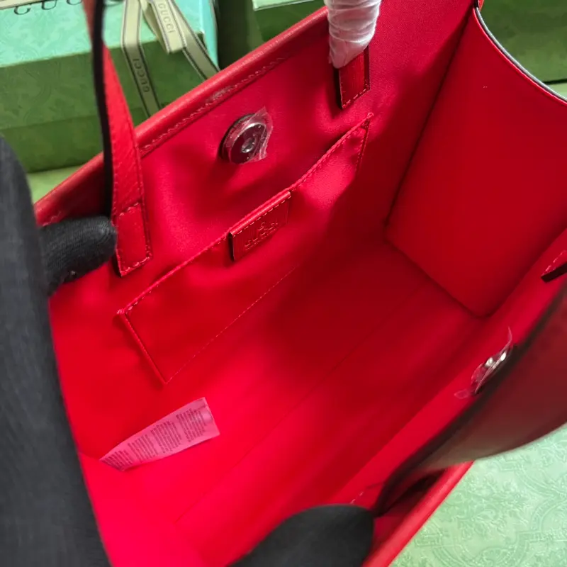 605614 CM 1 High-Quality Bags - Image 8