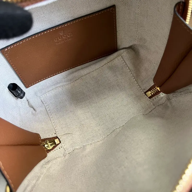 744434 CM 9 High-Quality Bags - Image 8