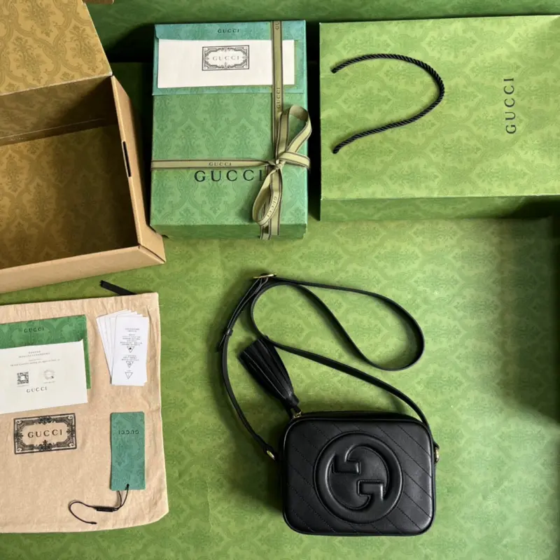 742360 CM 6 High-Quality Bags - Image 8