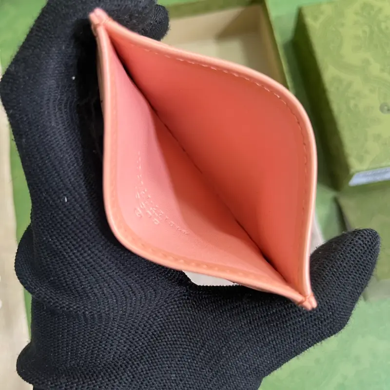 443127 CM 7 High-Quality Bags - Image 8