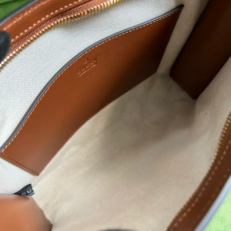 723780 CM 3 High-Quality Bags - Image 8