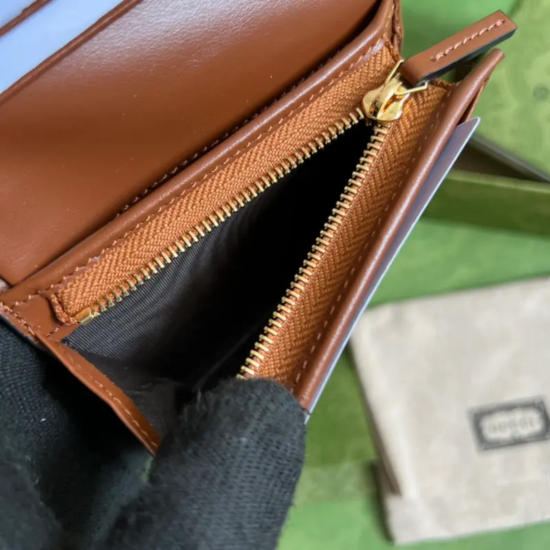 723786 CM 3 High-Quality Bags - Image 8